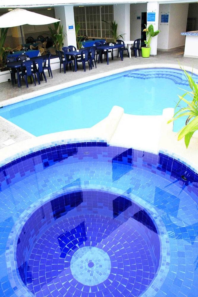 Hotel On Vacation Coral Flower San Andrés
